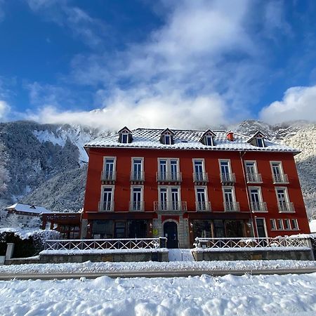 Hotel Oberland Le Bourg-dʼOisans Eksteriør billede