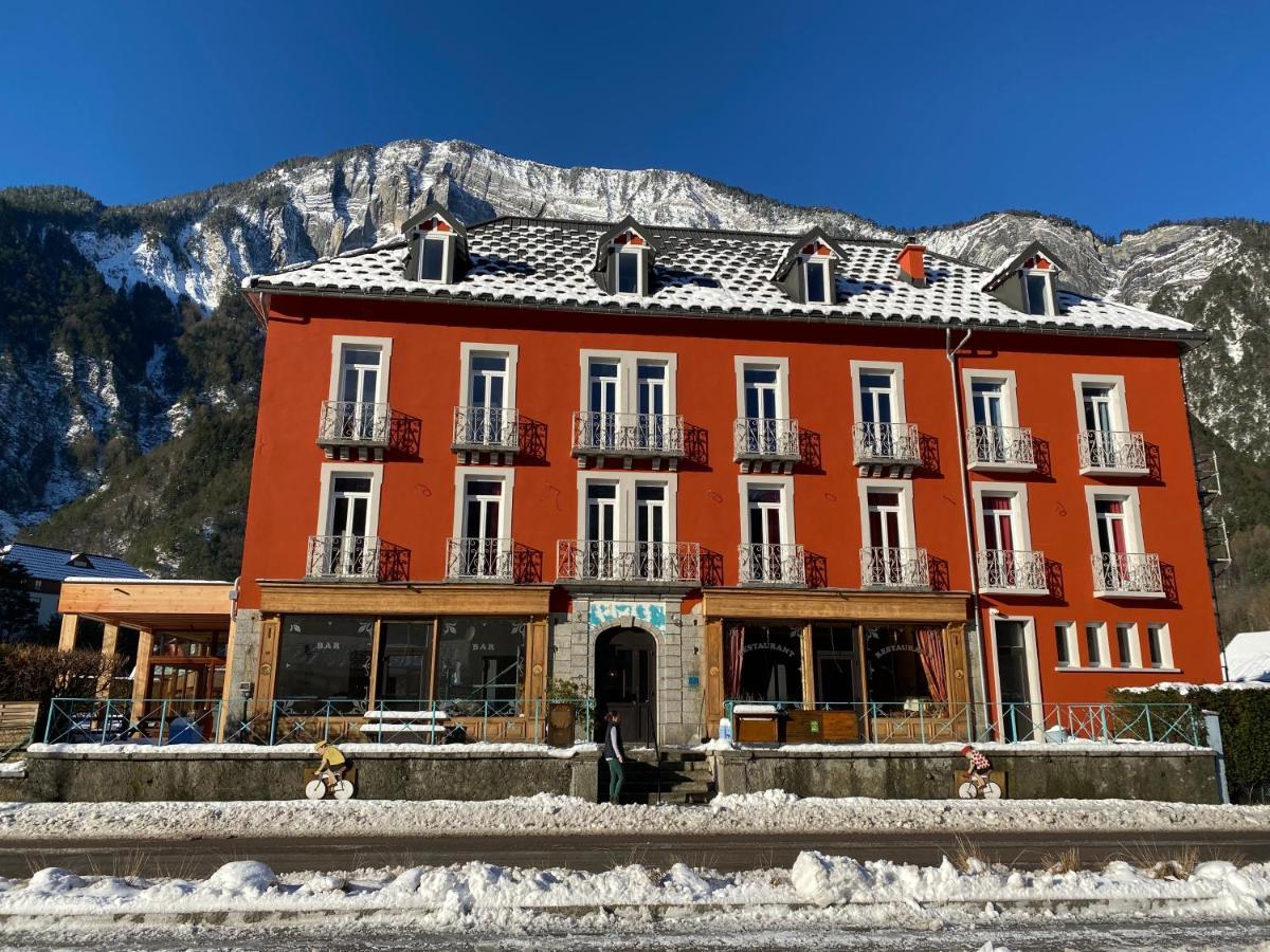 Hotel Oberland Le Bourg-dʼOisans Eksteriør billede