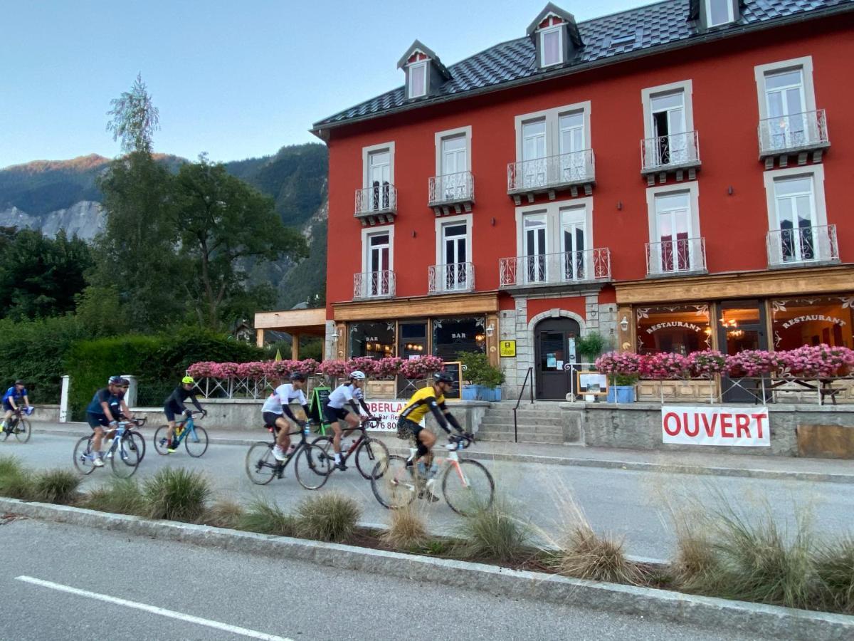 Hotel Oberland Le Bourg-dʼOisans Eksteriør billede