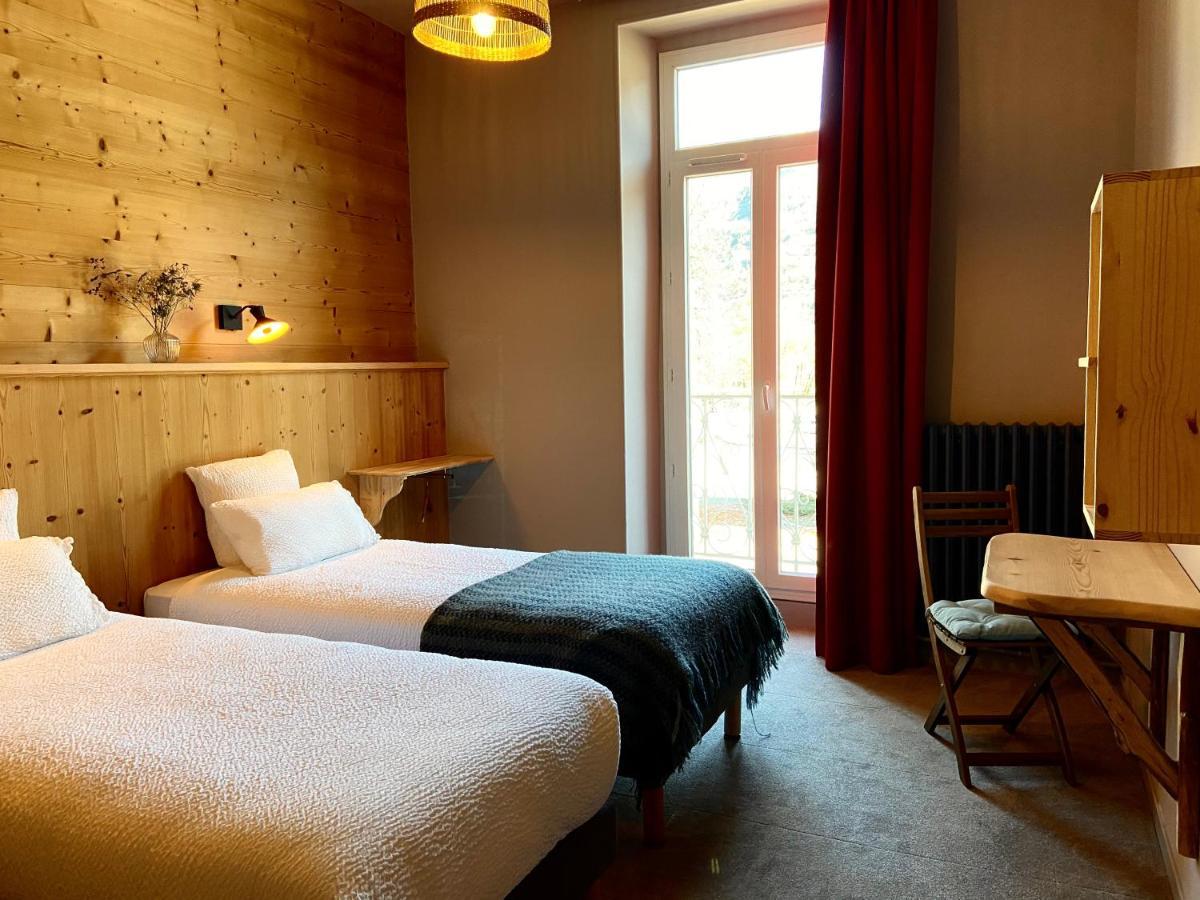 Hotel Oberland Le Bourg-dʼOisans Eksteriør billede