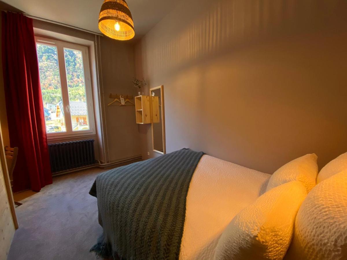 Hotel Oberland Le Bourg-dʼOisans Eksteriør billede