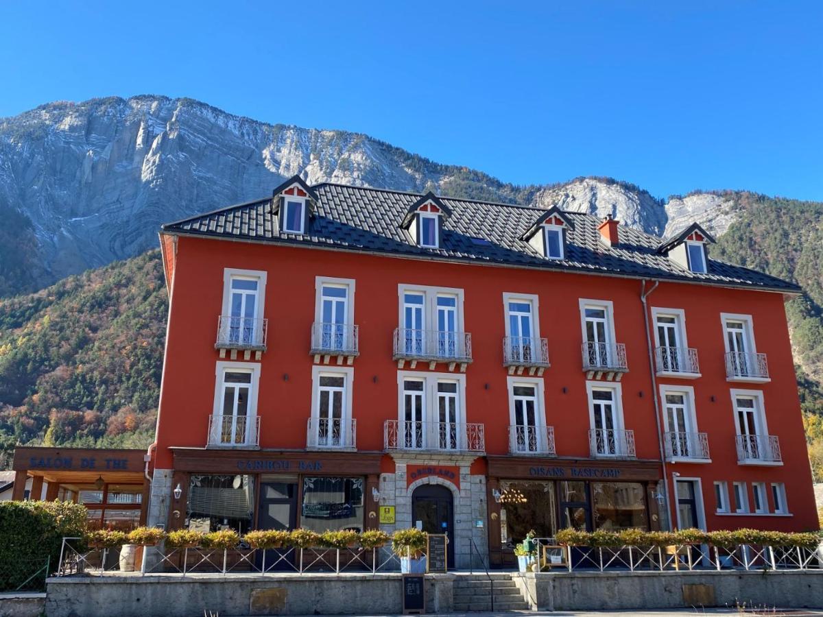 Hotel Oberland Le Bourg-dʼOisans Eksteriør billede