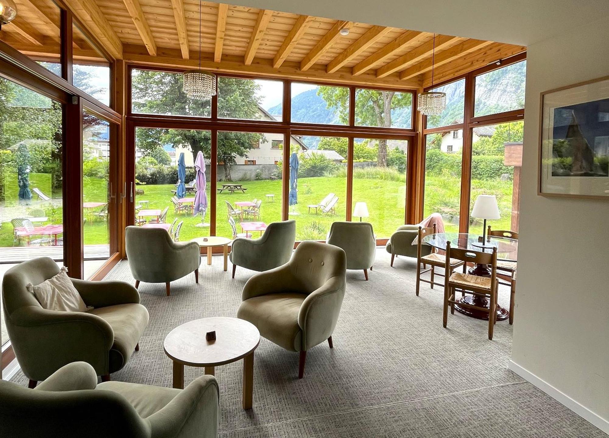 Hotel Oberland Le Bourg-dʼOisans Eksteriør billede